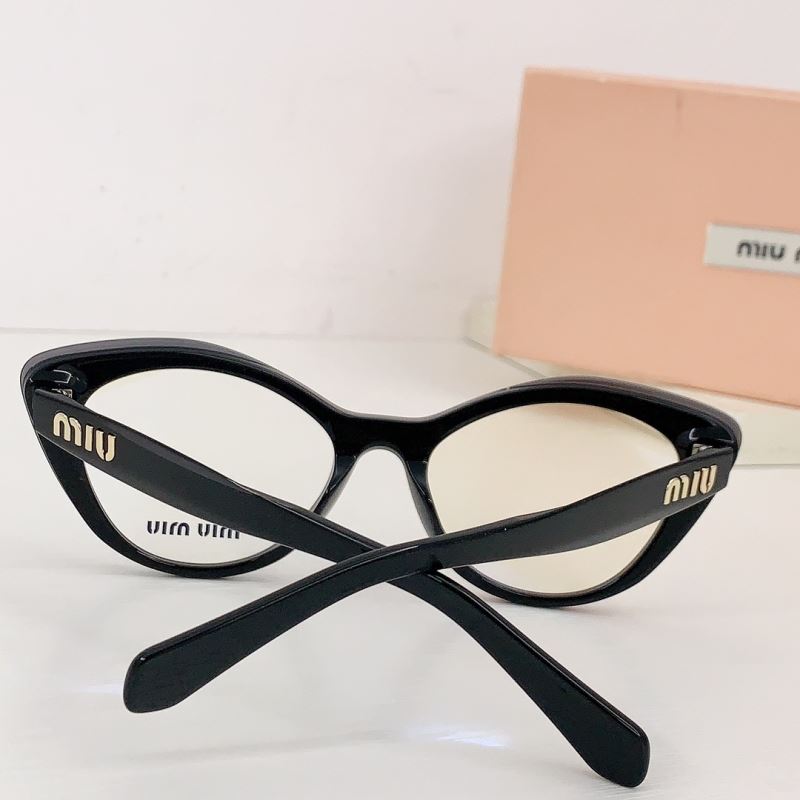 Miu miu Sunglasses